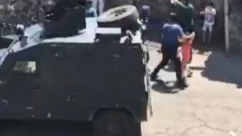 Diyarbakır'da çocuklarını bıçakla rehin alan baba