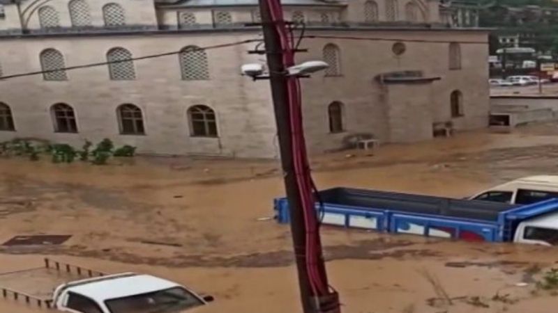 Rize'deki selden korkutan görüntüler
