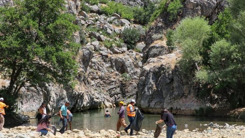Diyarbakır'da kadınlardan alkışlanacak hareket