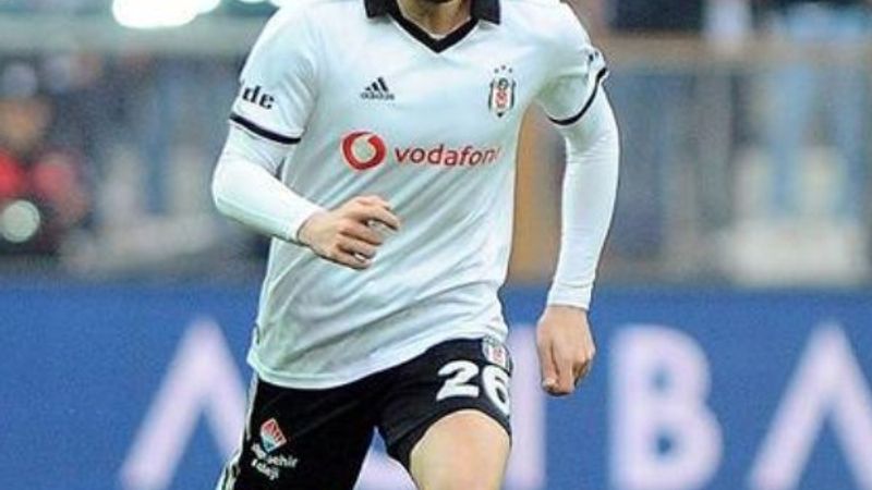 Dorukhan Toköz'den Beşiktaş paylaşımı