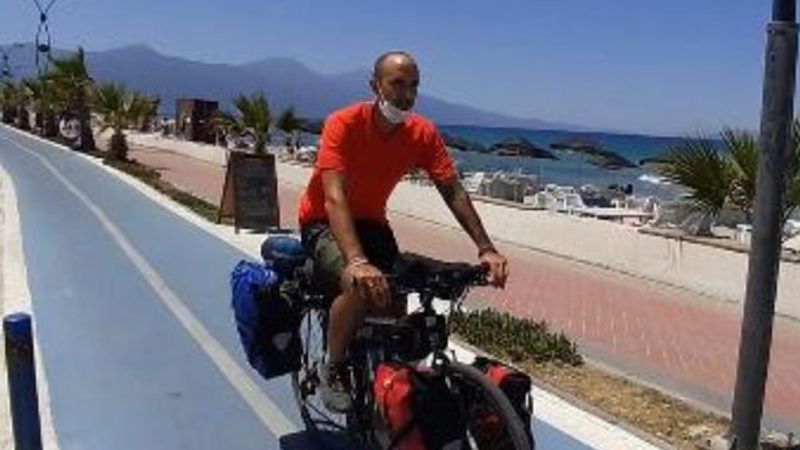 İspanyol gezgin, Kuşadası'na hayran kaldı