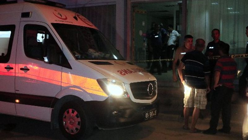 Adana'da bir kişi kahvehanede vuruldu