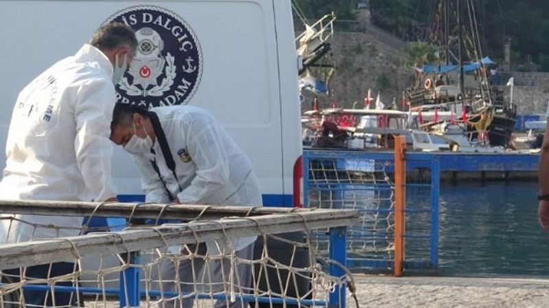 Antalya'da balıkçılar caretta caretta sandı: Ceset çıktı