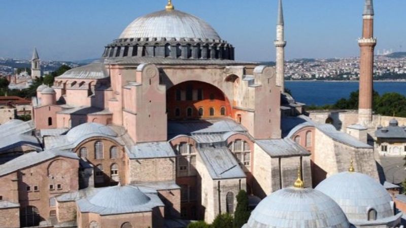 Ayasofya, Yunanistan'ın gündeminden düşmüyor