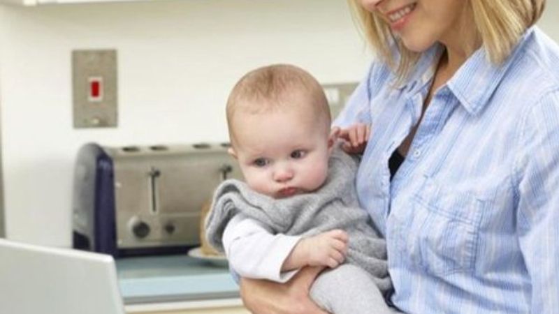 Çalışan annelere verilen bakıcı desteği artırıldı