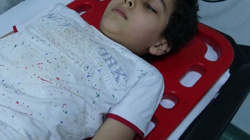 Samsun'da balkondan düşen çocuk ölümden döndü