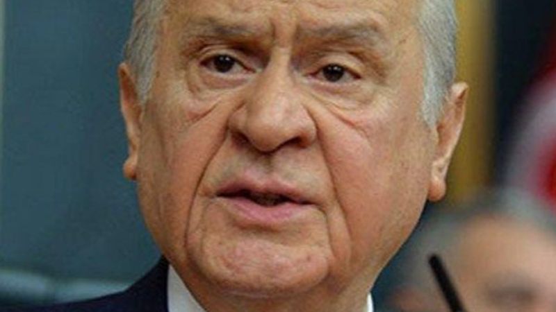 Devlet Bahçeli: Atatürk'e hakaret vatan hainliğidir