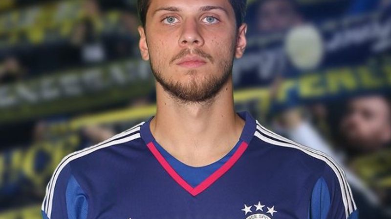 Erten Ersu, Fenerbahçe'den ayrıldığını duyurdu