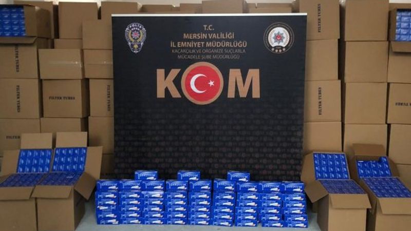 Mersin'de tır garajı deposundan 2 milyonluk makaron çıktı