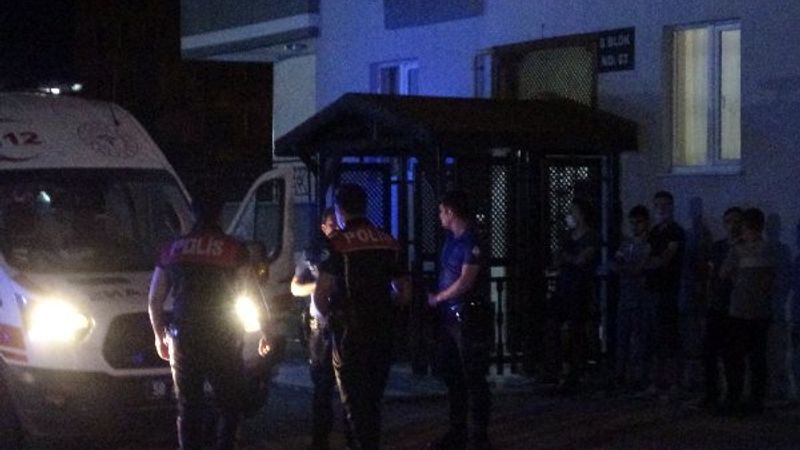 Sivas'ta evlenme teklifi reddedilen şahıs 4 kişiyi vurdu