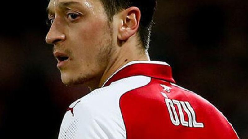 Mesut Özil, FA Cup Finali'nde kadroya alınmadı