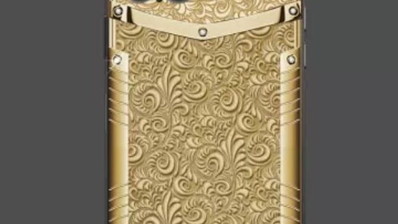 Altın kaplama iPhone 12 Pro'lar ön siparişe açıldı