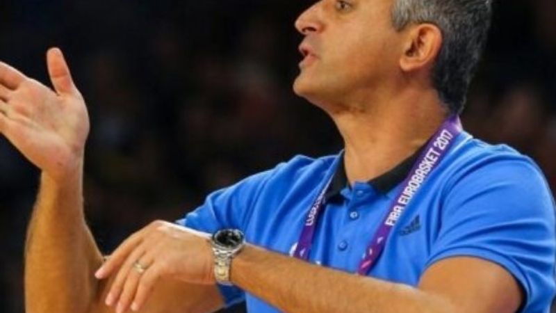 Igor Kokoskov ayrıldı ve İstanbul için yola çıktı