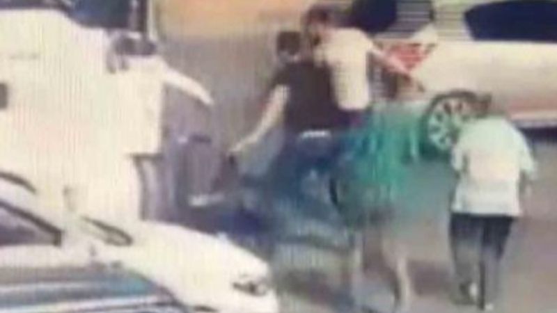 Konya'da, kaza sonrası darbedilen sürücü kamerada