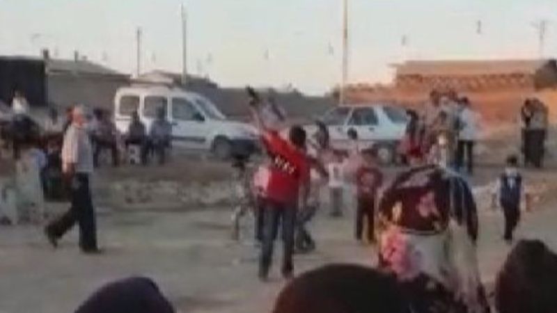 Konya'da düğün magandaları küçük çocuklara silah sıktırdı