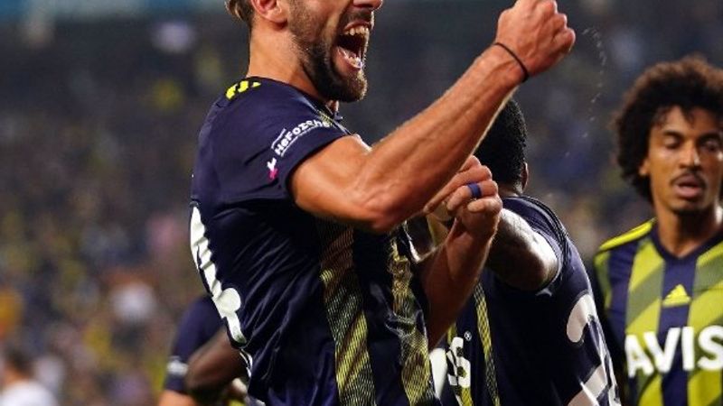 Vedat Muriç'e Lazio'dan 18 milyon euroluk teklif