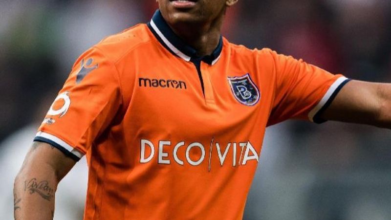 Başakşehir'de Robinho'ya veda