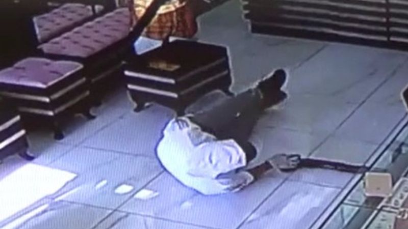 Konya'da hırsız kuyumcuya girdi: Vurulup polise verildi
