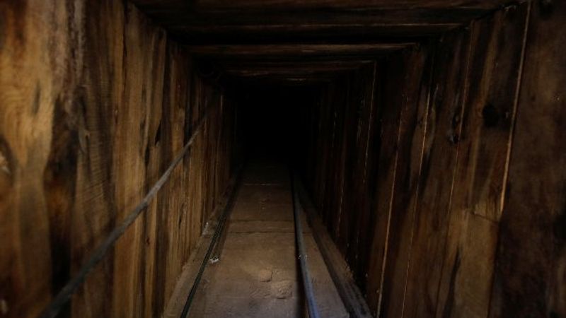 ABD Meksika sınırında tünel bulundu