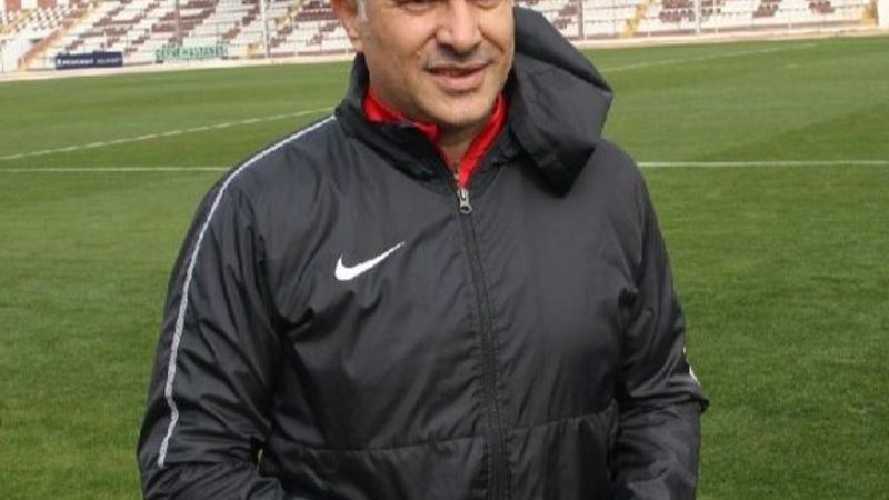 Kasımpaşa, Mehmet Altıparmak ile anlaştı