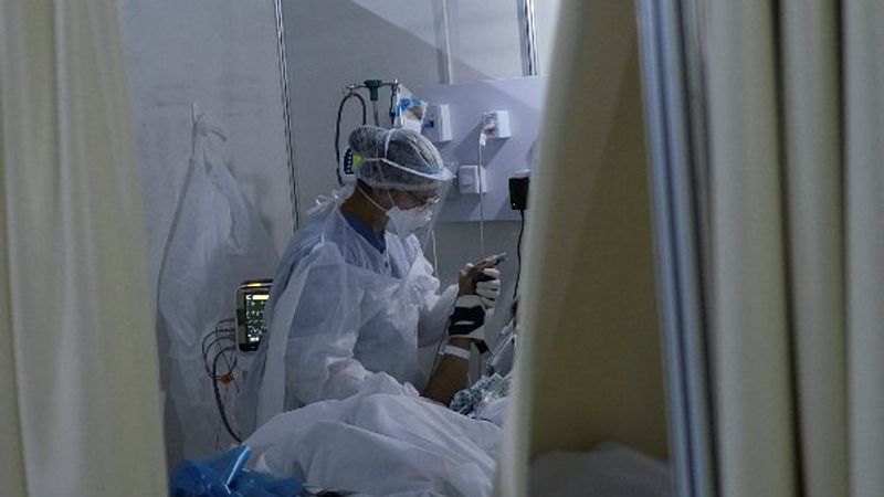 Brezilya'da 905 kişi daha koronadan öldü