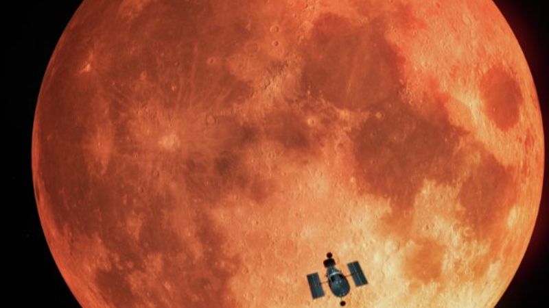 Hubble Uzay Teleskobu, Ay'ı ayna olarak kullandı