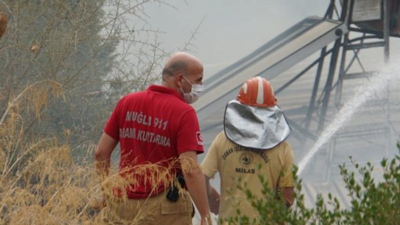 Muğla'da ocakta unutulan yemek evi yaktı