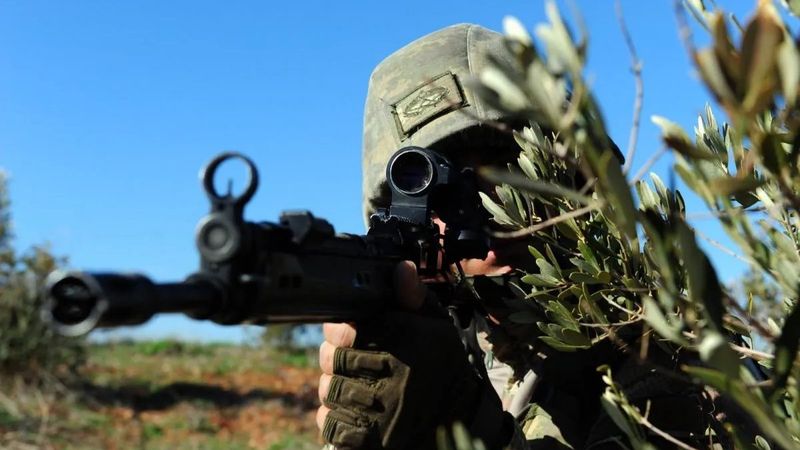 İçişleri Bakanlığı: 3 terörist teslim oldu