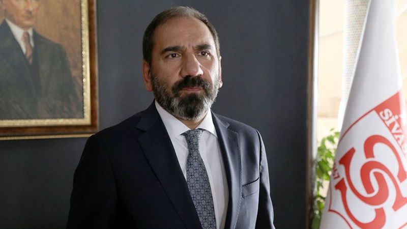 Mecnun Otyakmaz: Mert Hakan'a söz vermiştik