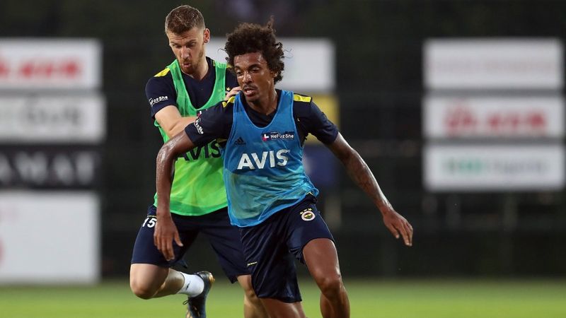 Fenerbahçe'de Gustavo farkını ortaya koydu