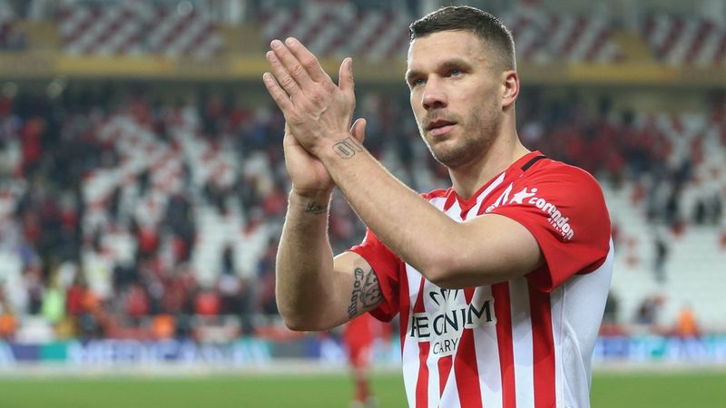 Podolski: Galatasaray'ın çaba göstermesini isterdim