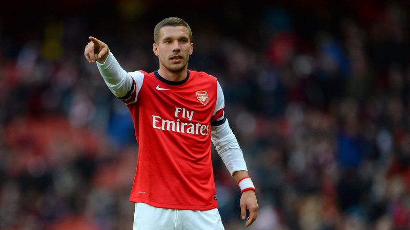 Podolski: Mesut Özil'in durumunda kazanan yok