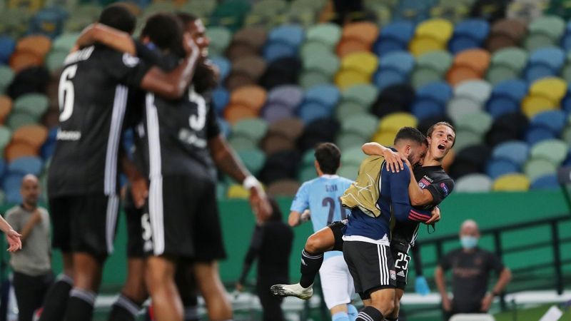 Lyon, Manchester City'i 3-1 mağlup etti