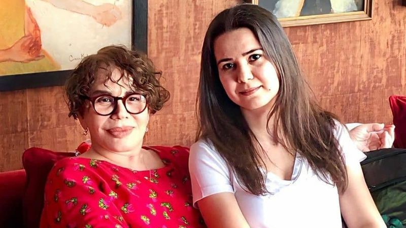 Sezen Aksu, evden çıkmıyor