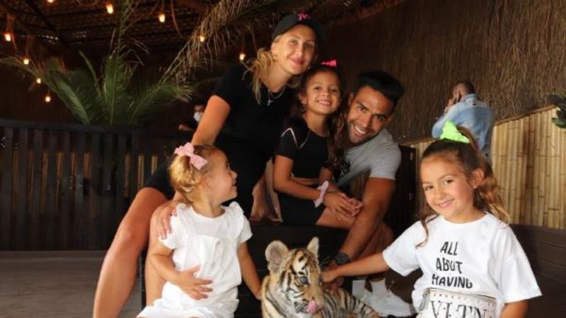 Falcao ve ailesi Aslan Park'ta