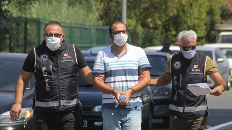 FETÖ’nün bölge imamı Adana'da yakalandı