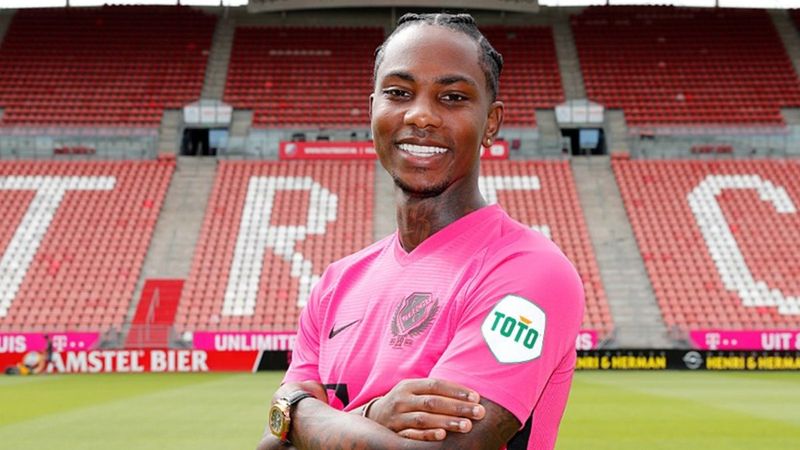 Eljero Elia, FC Utrecht'e transfer oldu