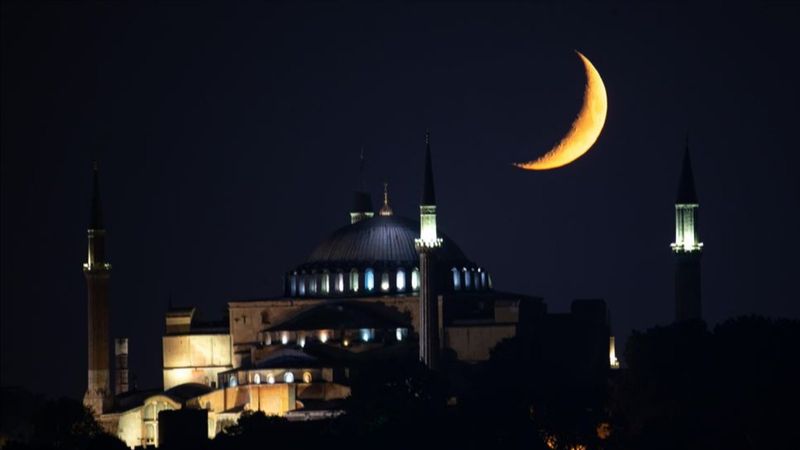 Hicri yılbaşı ne zaman? Diyanet takvimine göre 2020 hicri yılbaşı hangi tarihte?