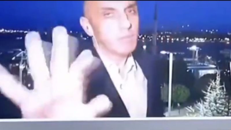 Yunan muhabir, bir anda Türkçe konuşmaya başladı