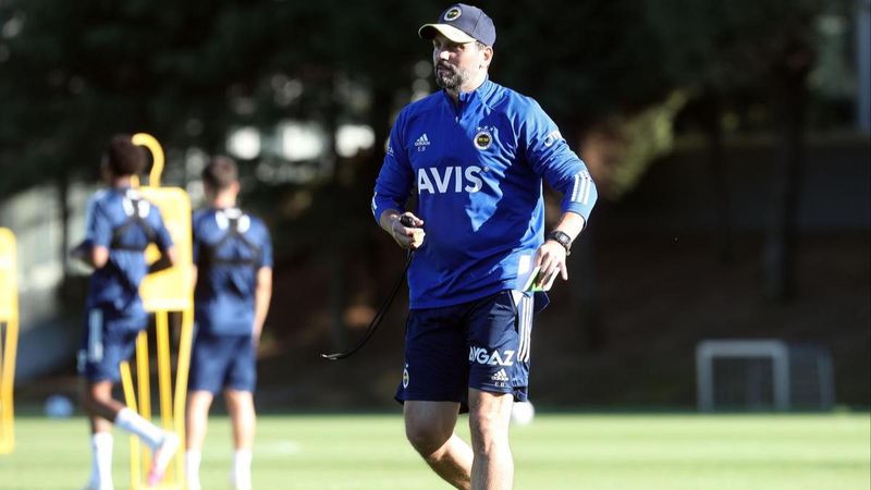 Erol Bulut'tan futbolculara tempo uyarısı