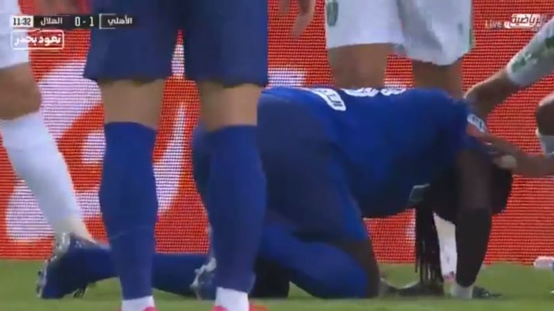 Bafetimbi Gomis sahada fenalaştı