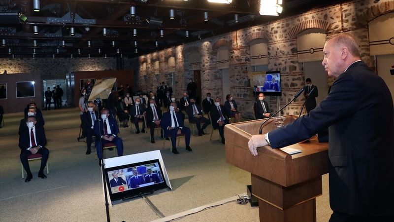 Bakanlardan, Karadeniz'deki doğalgaz rezervi keşfi için tebrik mesajı