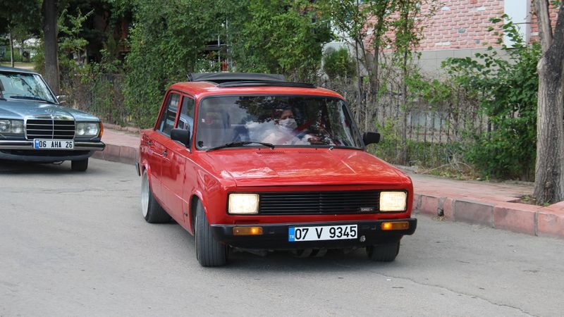 Elazığ'da 92 model Serçe'yi 45 bin liraya aldı