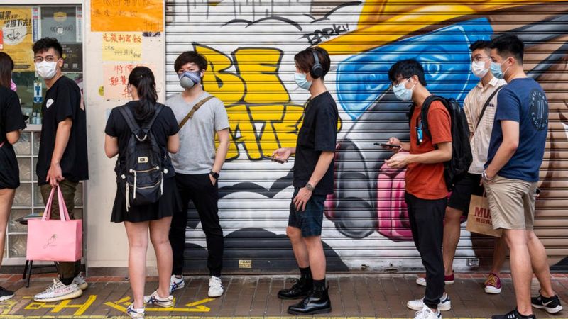 Hong Kong'ta ilk defa bir kişiye, yeniden koronavirüs bulaştı