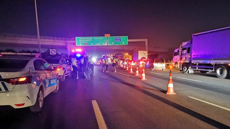 Kocaeli'nde kaza: 3 ölü 2 yaralı