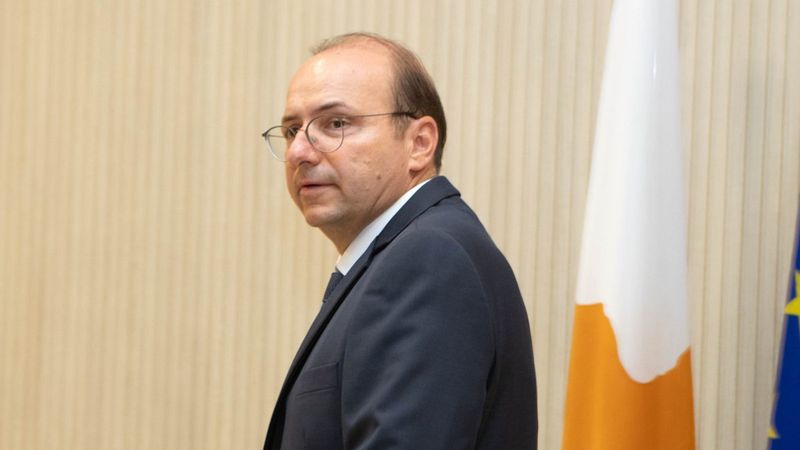 Güney Kıbrıs Savunma Bakanı'ndan AB'ye: Türkiye'ye karşı birleşelim