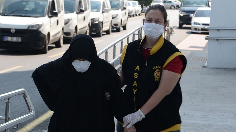 Adana'da 70 yaşındaki yankesici suçüstü yakalandı