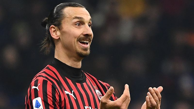 Zlatan Ibrahimovic Milan'la yeniden anlaştı