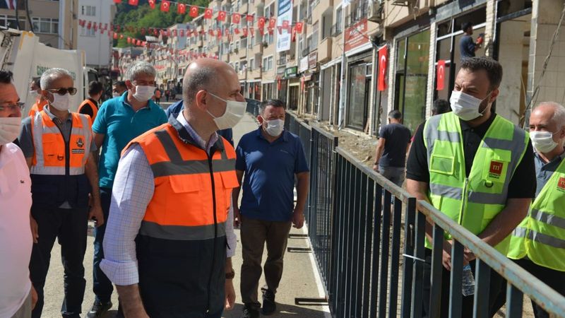Ulaştırma Bakanı Karaismailoğlu Giresun'daki çalışmaları inceledi