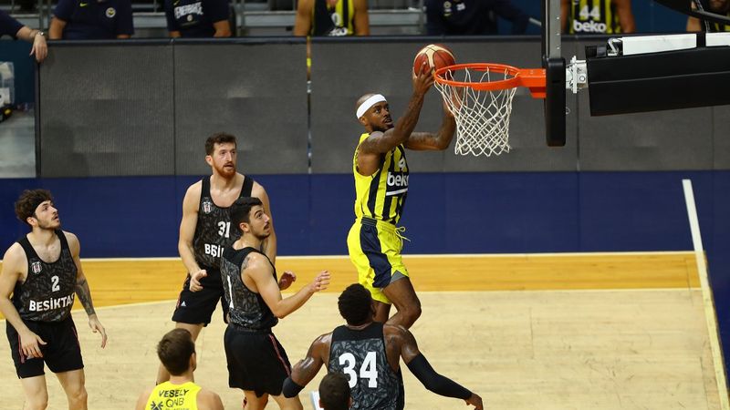 Fenerbahçe, Beşiktaş'ı mağlup etti